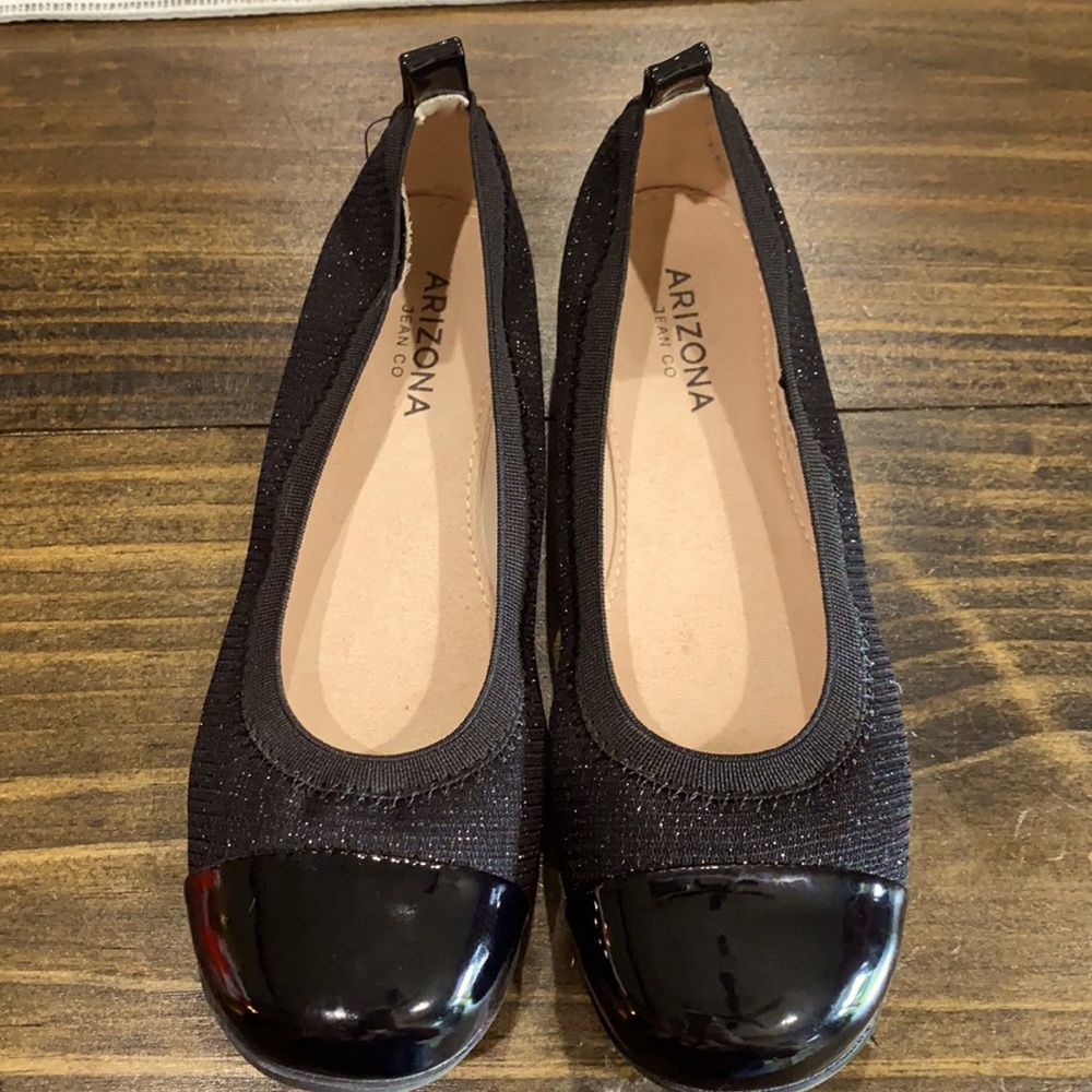 Black shimmer flats